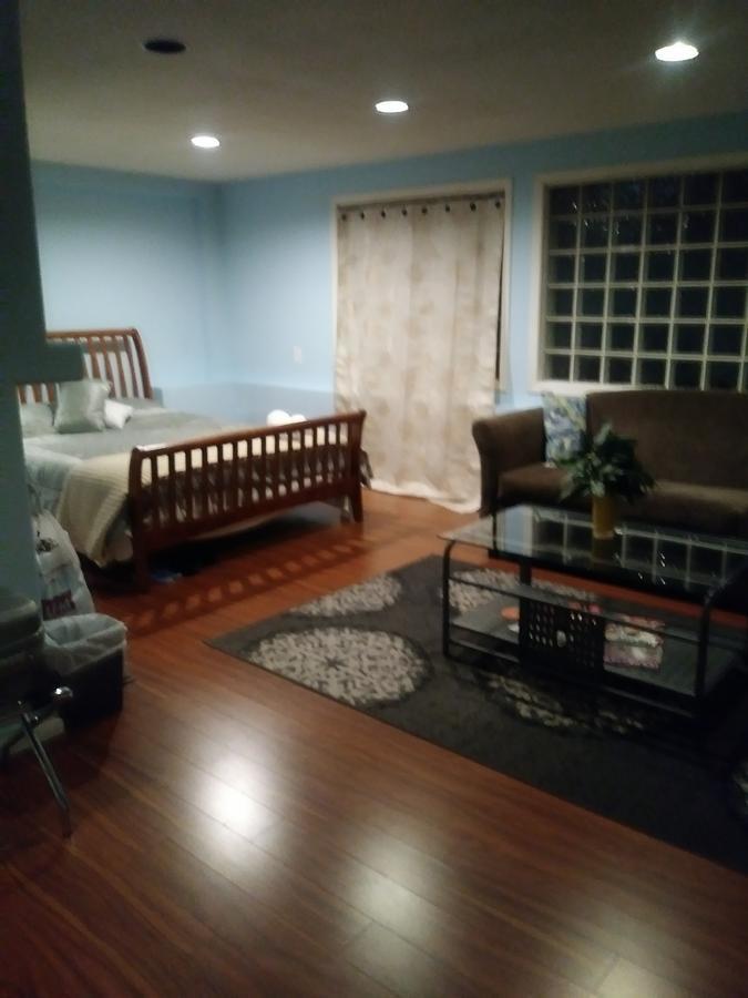 Burris Guest House Burnaby Luaran gambar